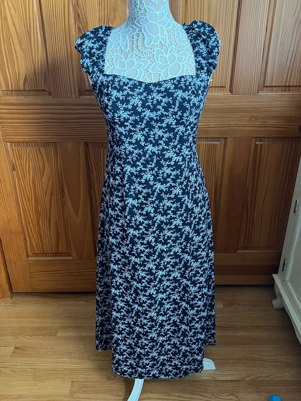 French Connection Cerisier Verona Crepe Dress